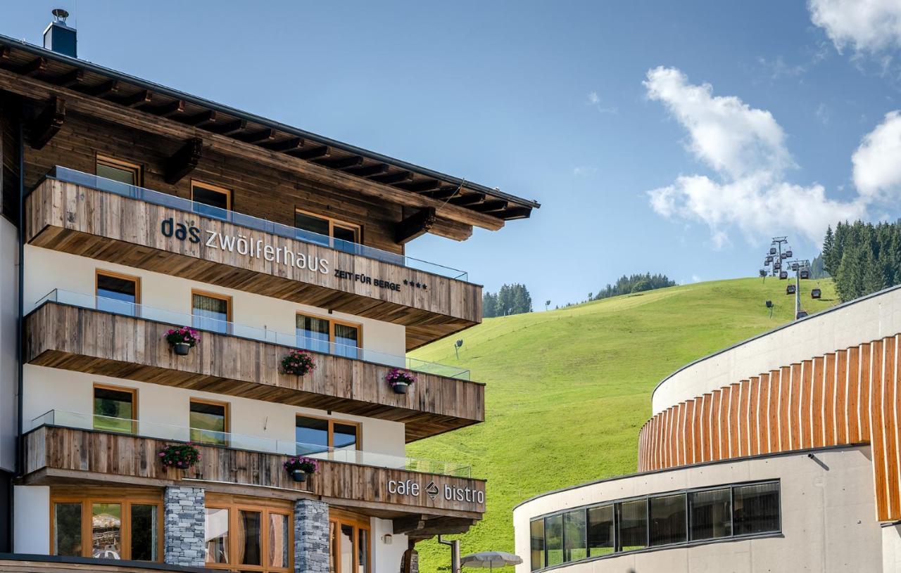 Hotel Das Zwoelferhaus Saalbach-Hinterglemm Exteriör bild