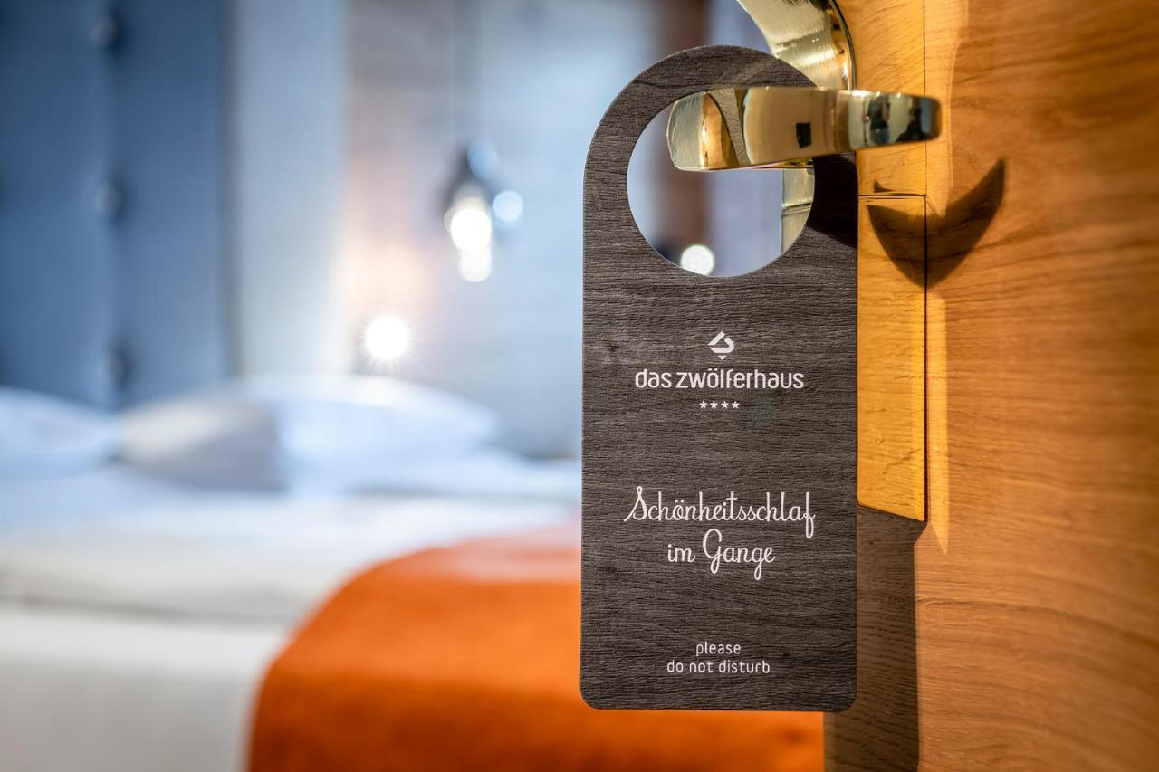 Hotel Das Zwoelferhaus Saalbach-Hinterglemm Exteriör bild