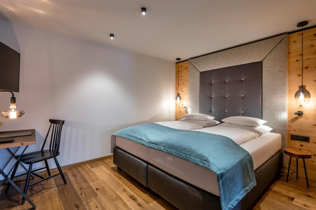 Hotel Das Zwoelferhaus Saalbach-Hinterglemm Exteriör bild