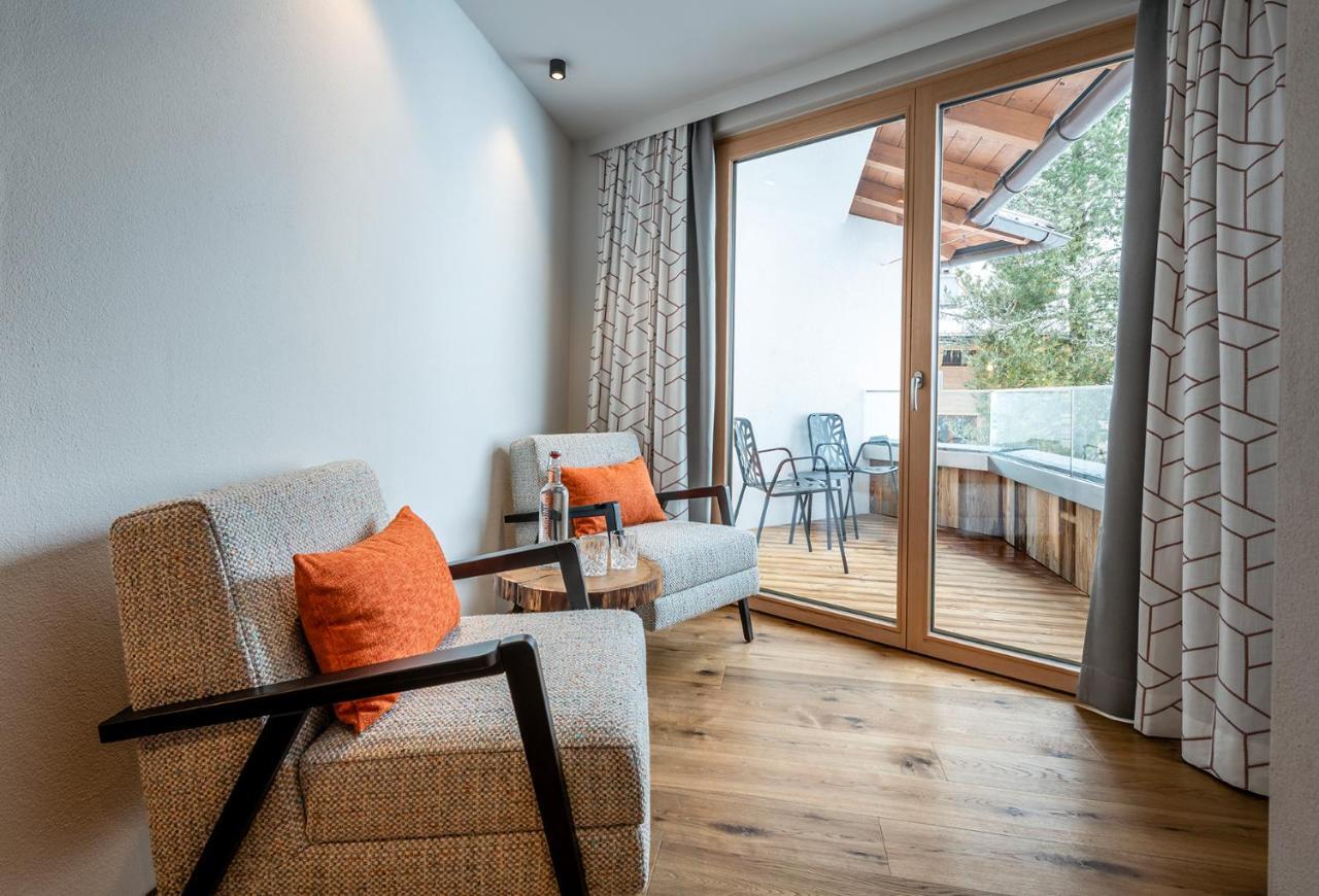 Hotel Das Zwoelferhaus Saalbach-Hinterglemm Exteriör bild