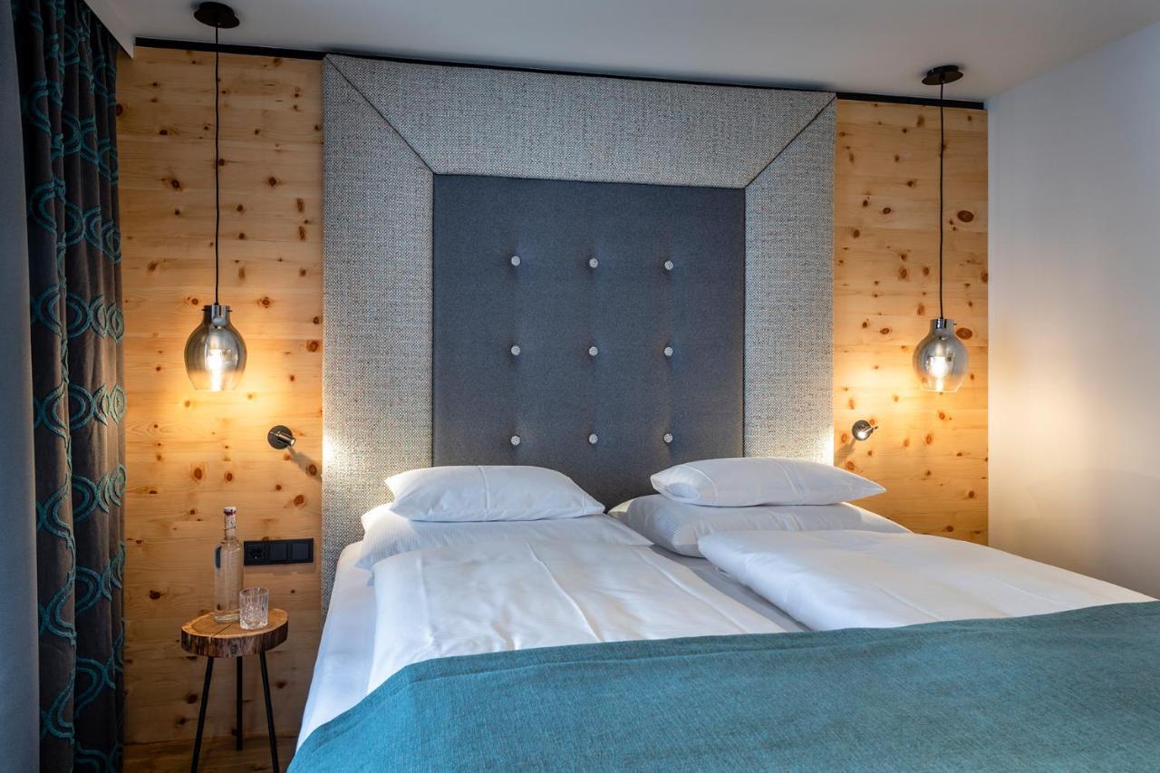 Hotel Das Zwoelferhaus Saalbach-Hinterglemm Exteriör bild